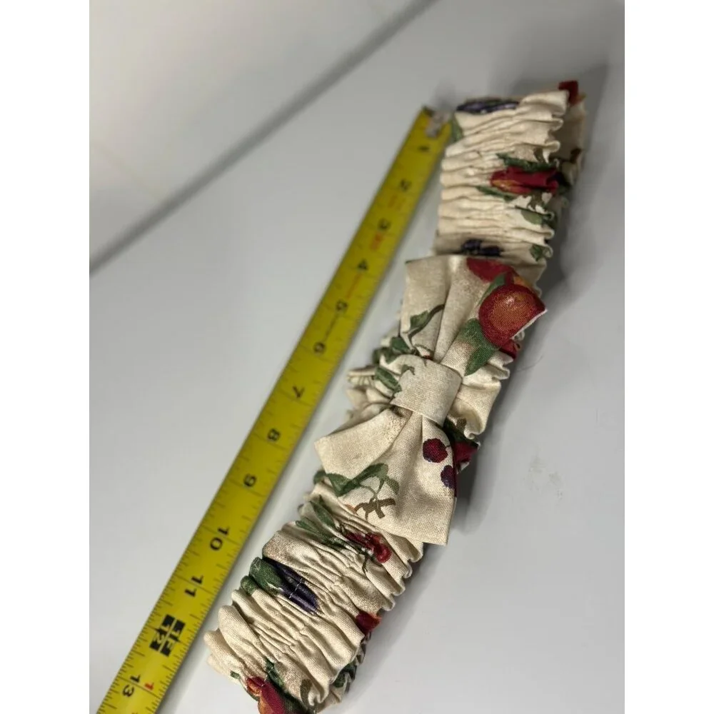 Longaberger Fruit Medley Ruffle Basket‎ Band 12